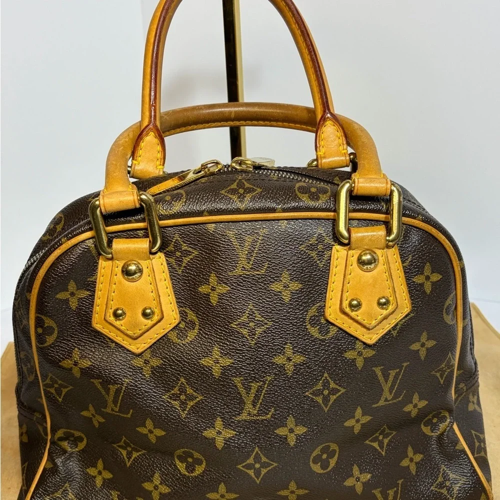 AUTHENTIC Louis Vuitton Monogram Manhattan PM